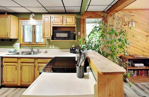 Blakeslee House | Blue Waters | Community Indoor Pool + Dock Slip!