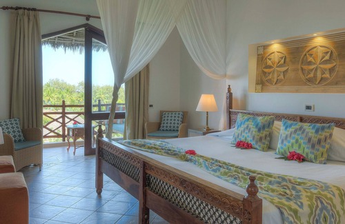 Kiwengwa Resort | Bluebay Beach Resort & Spa