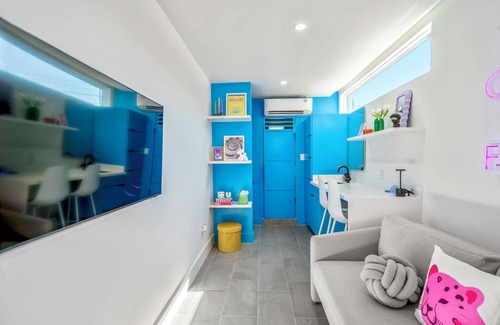 Greater East End Apartment | Blueberry Container @EADO Juice Box