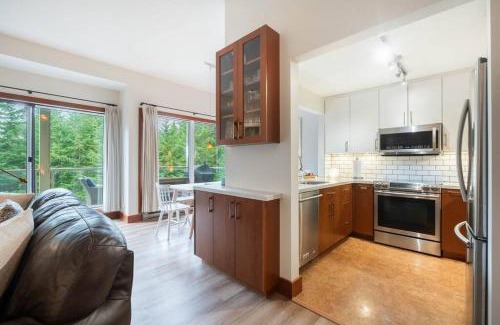 Blueberry Hill House | Blueberry Hill Estates 3180 by Outpost Whistler