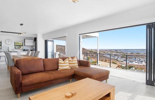 St. Helena Bay House | Blueberry Villa by Host Agents