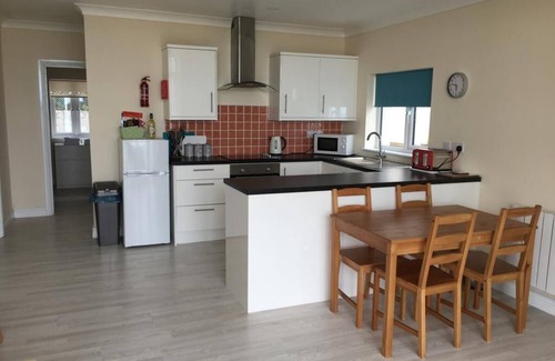 Pendine Apartment | Bluebird - Coastal Charm in Carmarthenshire
