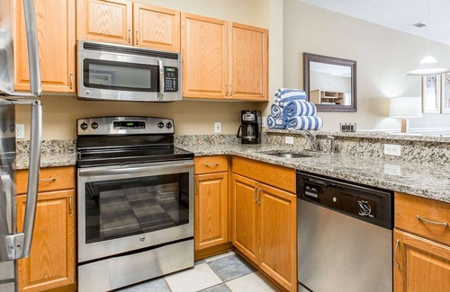 Myrtle Beach Hotel | Bluegreen Vacations Harbour Lights, an Ascend Collection Resort