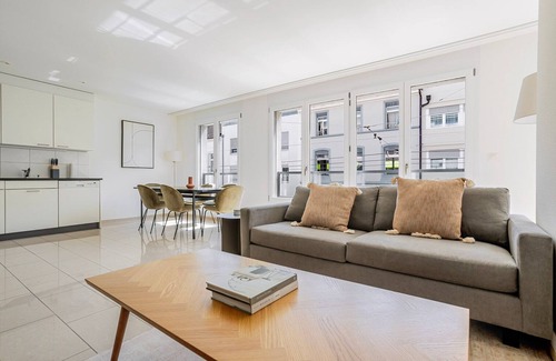 Basel Apartment | Blueground | Am Ring, balcony, nr Kunstmuseum