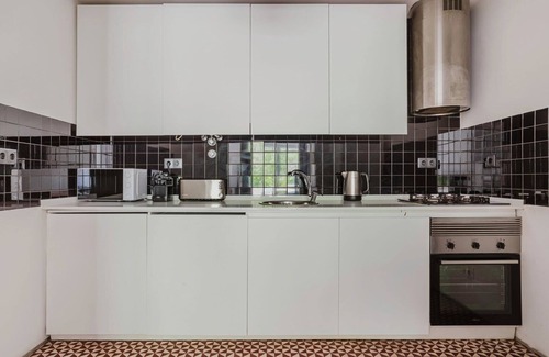 Sao Joao de Deus Apartment | Blueground | Areeiro, furnished, washer, a/c