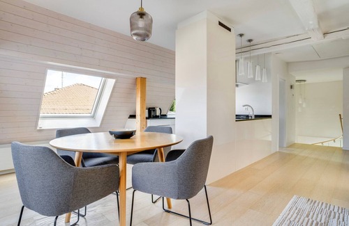 District 2 Apartment | Blueground | Enge, terrace, nr Lake Zürich