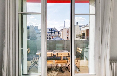 Porte-Dauphine Apartment | Blueground | Faisanderie, a/c, nr Eiffel Tower