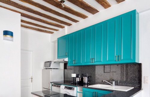 Les Iles Apartment | Blueground | Ile Saint Louis, nr Notre Dame