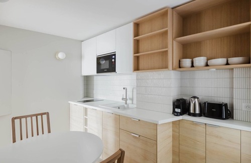 Saint-Thomas-d'Aquin Apartment | Blueground | Invalides, elev, near embassies