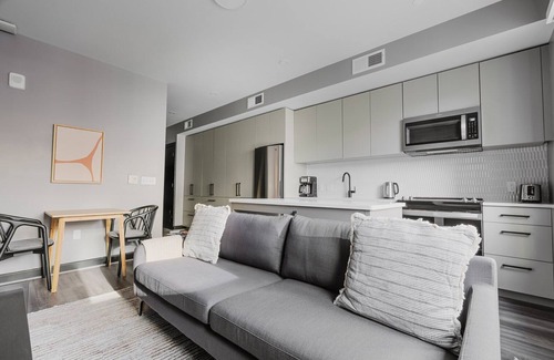 Connecticut Ave - K Street Apartment | Blueground | Logan Circle, gym & w/d, nr metro