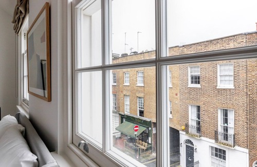 Regent's Park Apartment | Blueground | Marylebone, w/d, balcony, nr park