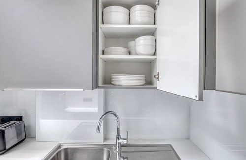 Saint-Thomas-d'Aquin Apartment | Blueground | Saint Germain des Pré, nr Seine