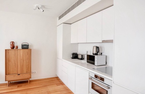 Santo Antonio Apartment | Blueground | Santo António, pool & garden