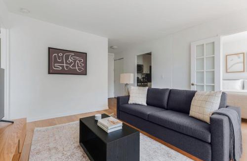 Battery Park City Apartment | Blueground Tribeca pool gym nr Battery Park NYC-1485