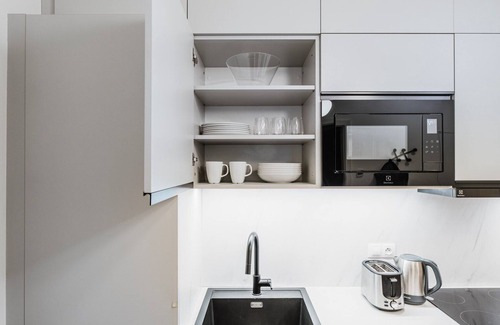 Vinohrady Apartment | Blueground | Vinohrady, close to Namesti Miru (PRG-2)