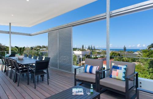 Sunrise Beach House | Bluey's Beach House - 5 Bedroom