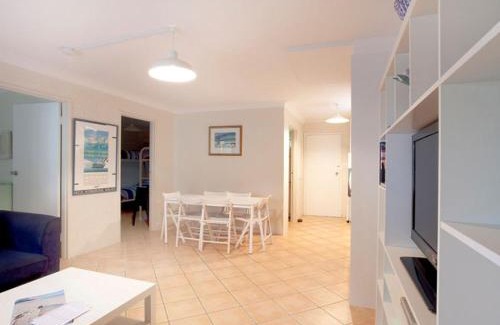 Blueys Beach House | Blueys Beach Villa Manyana 24