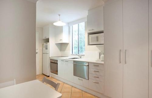 Blueys Beach House | Blueys Beach Villa Manyana 24