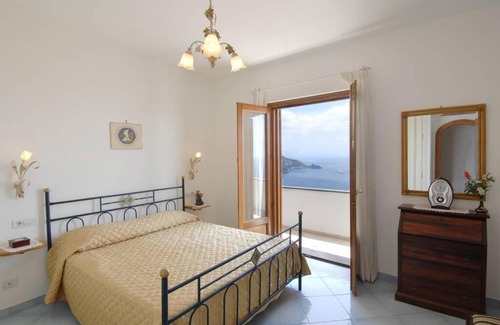 Praiano House | Blumavy