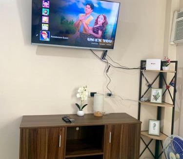 Mabolo Apartment | BMS Cozy Nest Persimmon Studios
