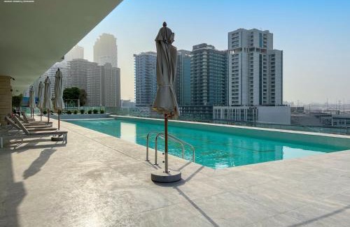 Downtown Dubai Apartment | bnbmehomes - Trillionaire Residences By Binghatti