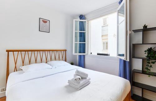 Sorbonne Apartment | BnBNova - Latin Quarter - 1BR with Balcony