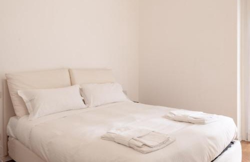 La Fontana Apartment | BnButler - Casa Lario - Isola District
