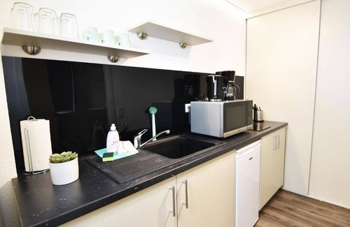 Solingen Apartment | Boardinghouse Apartment 02, 49qm, 1 Schlafzimmer, 1 Wohn-/schlafraum, Max. 6 Personen