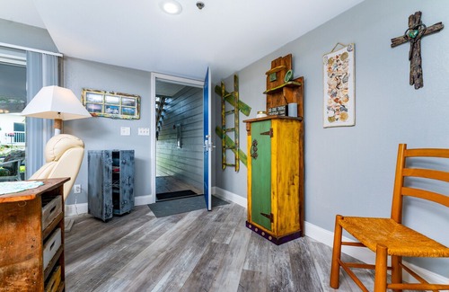 Englewood Condo | Boardwalk #12 in Englewood