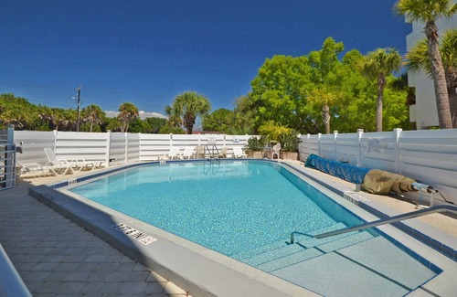 Englewood Condo | Boardwalk by the Beach