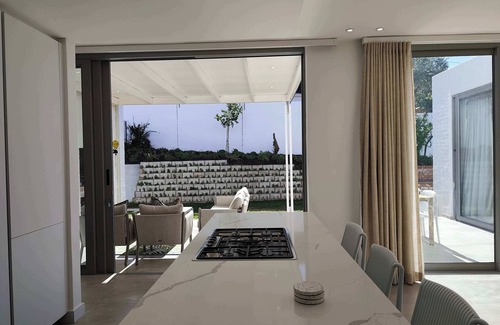 Plettenberg Bay Villa | Boardwalk Hideaway - Luxe 3BD w Pool