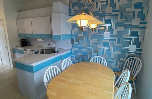 South Rehoboth House | Boardwalk Stunner! Wake up to the Ocean