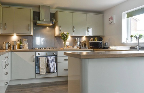 Saint Michael's on Wyre Cottage | Boasting a private garden, stunning views and ample parking.