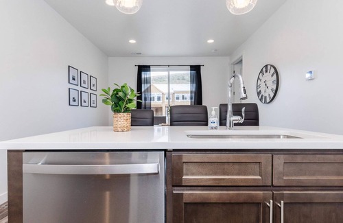 Garden City Villa | Boat Parking/Game Garage /Sleeps 12 /3BR3BA