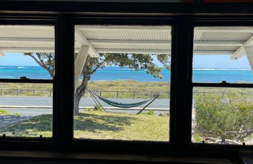 Lancelin House | Boathouse - Highest Hilltop On Oceanfront