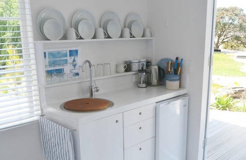 Surfdale Apartment | Boatsheds on the Bay, Boatshed #3