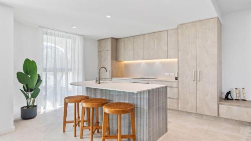 Hawks Nest House | Bobe 2 Luxury Beach Escape