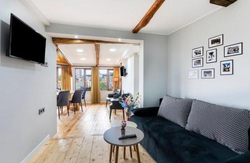 Veliko Tarnovo House | Bobevata guest house - entire house - stunning view old town