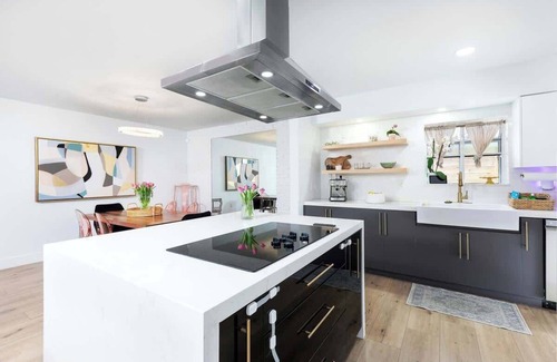 East Boca Raton Villa | Boca Family Fun & Charm - Villa Near Downtown & Beach