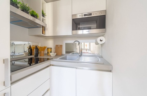 Magenta Apartment | Boccaccio - Stunning & Central 1BDR with terrace in Cadorna area
