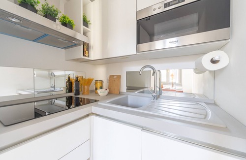 Magenta Apartment | Boccaccio - Stunning & Central 1BDR with terrace in Cadorna area