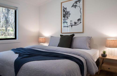 Daylesford House | Bodhi Daylesford - family friendly group accommodation with pool