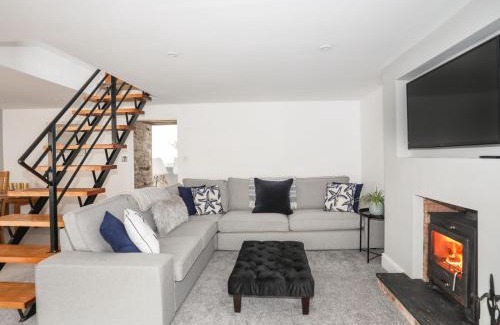 Moelfre House | Bodwena