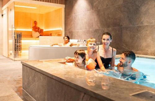 Wekerom House | Boerderij Villa met Binnenzwembad & Wellness - 12 personen - Resort Valley