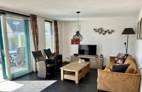 Sint Maartensvlotbrug House | Bohemien Resort 30