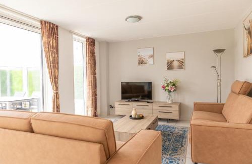 Sint Maartensvlotbrug House | Bohemien Resort 3