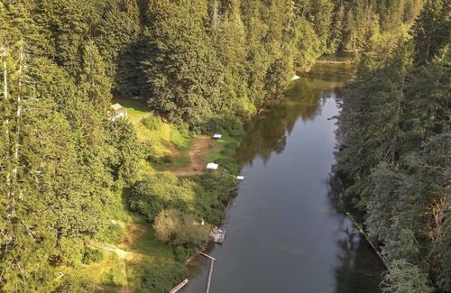 Lake Cowichan House | Boho Bat Bothy on the River at The Fig and Filbert