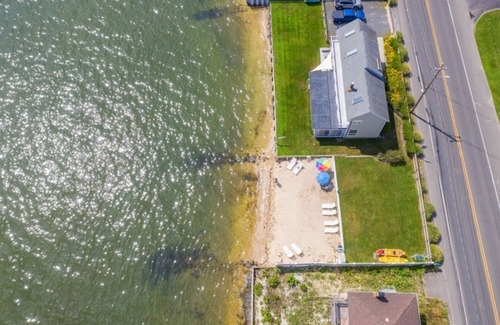Hampton Bays Apartment | Boho Beach - AC & WiFi - Pool, Private Beach, Water Views, Kayak Rentals