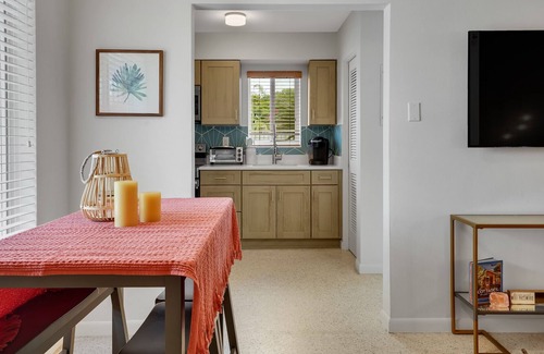 Lake Worth Villa | BOHO BUNGALOW - Downtown Close to BEACH 2 bedrooms with a POOL