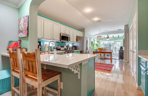 Kyle Cottage | Boho-chic Retreat w/Yard, 22 Mi to Dtwn Austin!